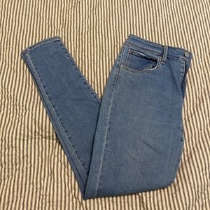 Levi 721 High Rise Skinny Jeans Light/Medium Wash